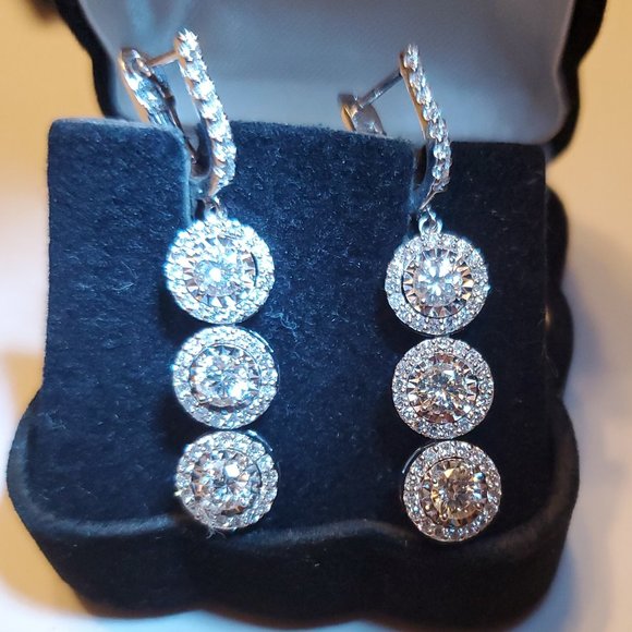 14K  WHITE  GOLD  DIAMOND  EARRINGS. - Picture 5 of 12